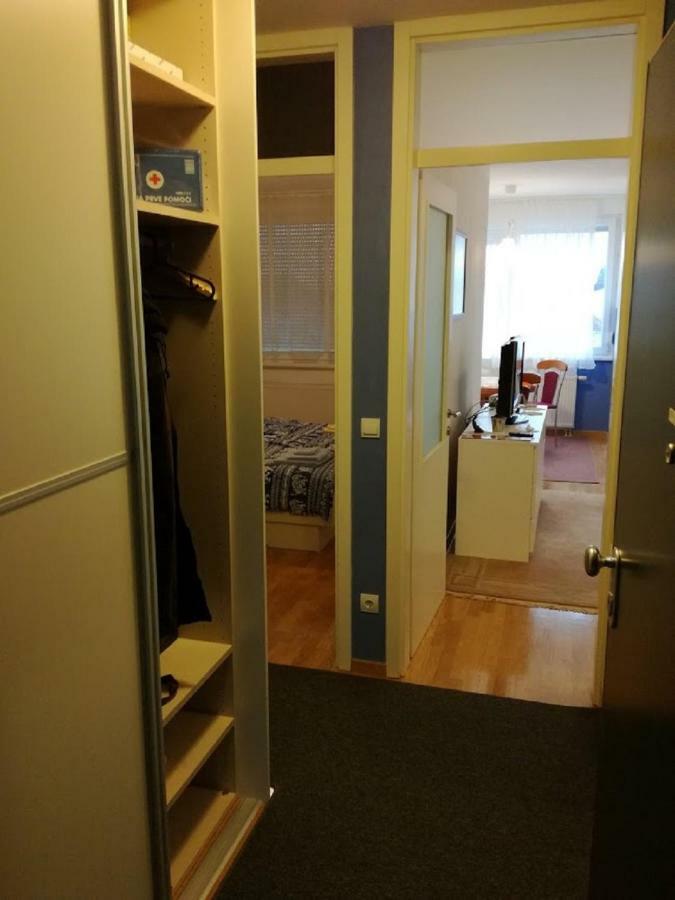 Apartman Ella Apartment ซาเกร็บ ภายนอก รูปภาพ