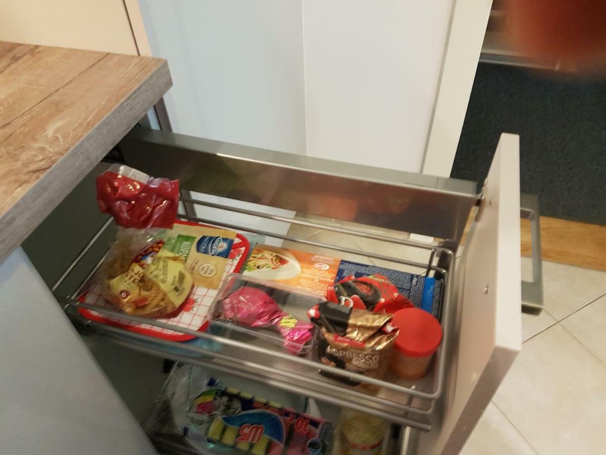 Apartman Ella Apartment ซาเกร็บ ภายนอก รูปภาพ